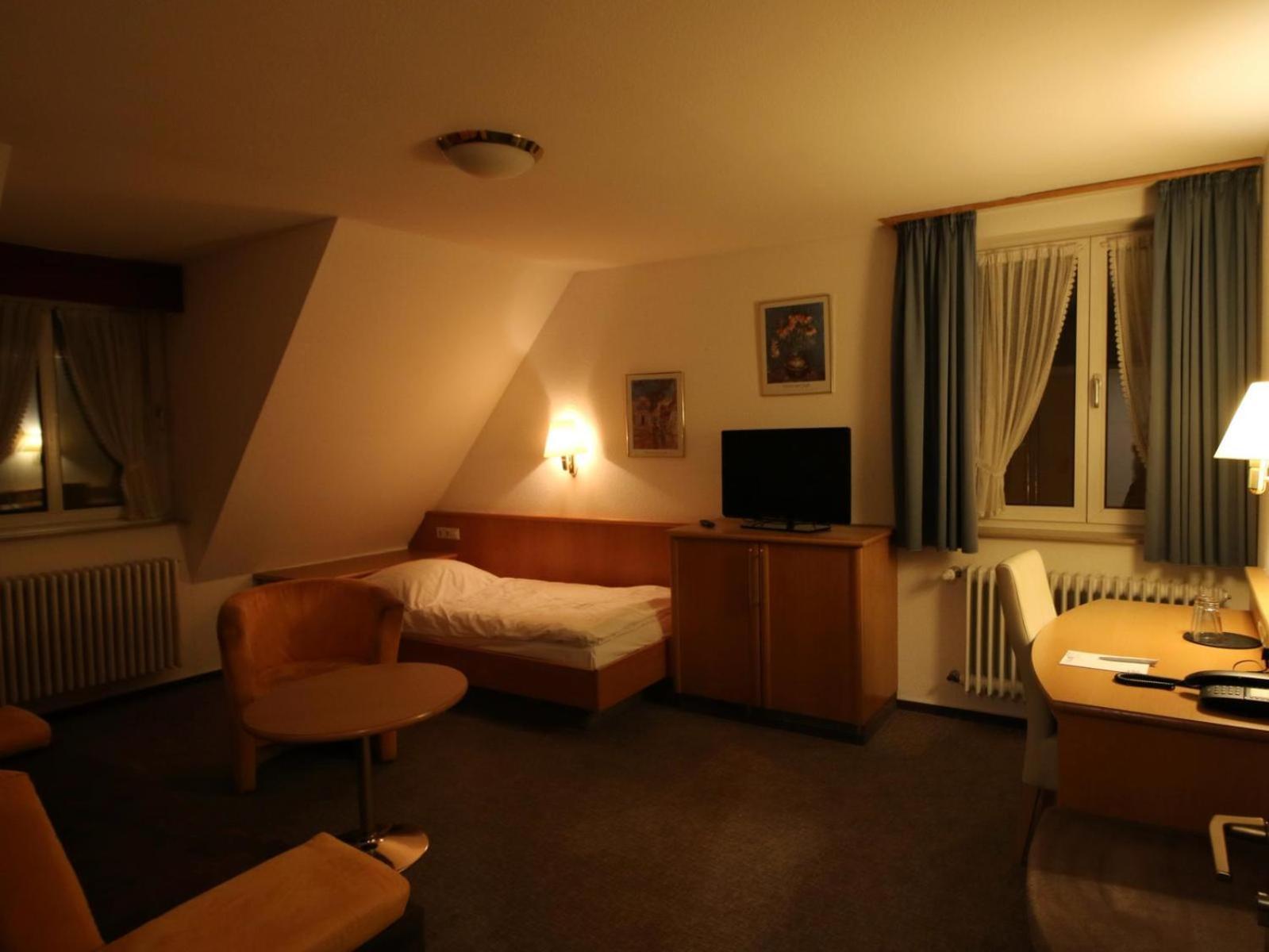 Hotel Gasthof Baeren Weingarten  Εξωτερικό φωτογραφία